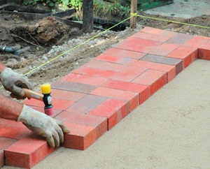 Укладка тротуарной плитки